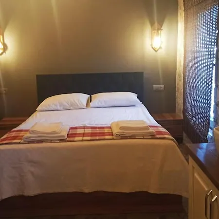 Tas Ev Hotel *